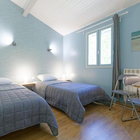 Chambre D'Hotes De Charme A La Maison Bleue Savignac-Mona Εξωτερικό φωτογραφία